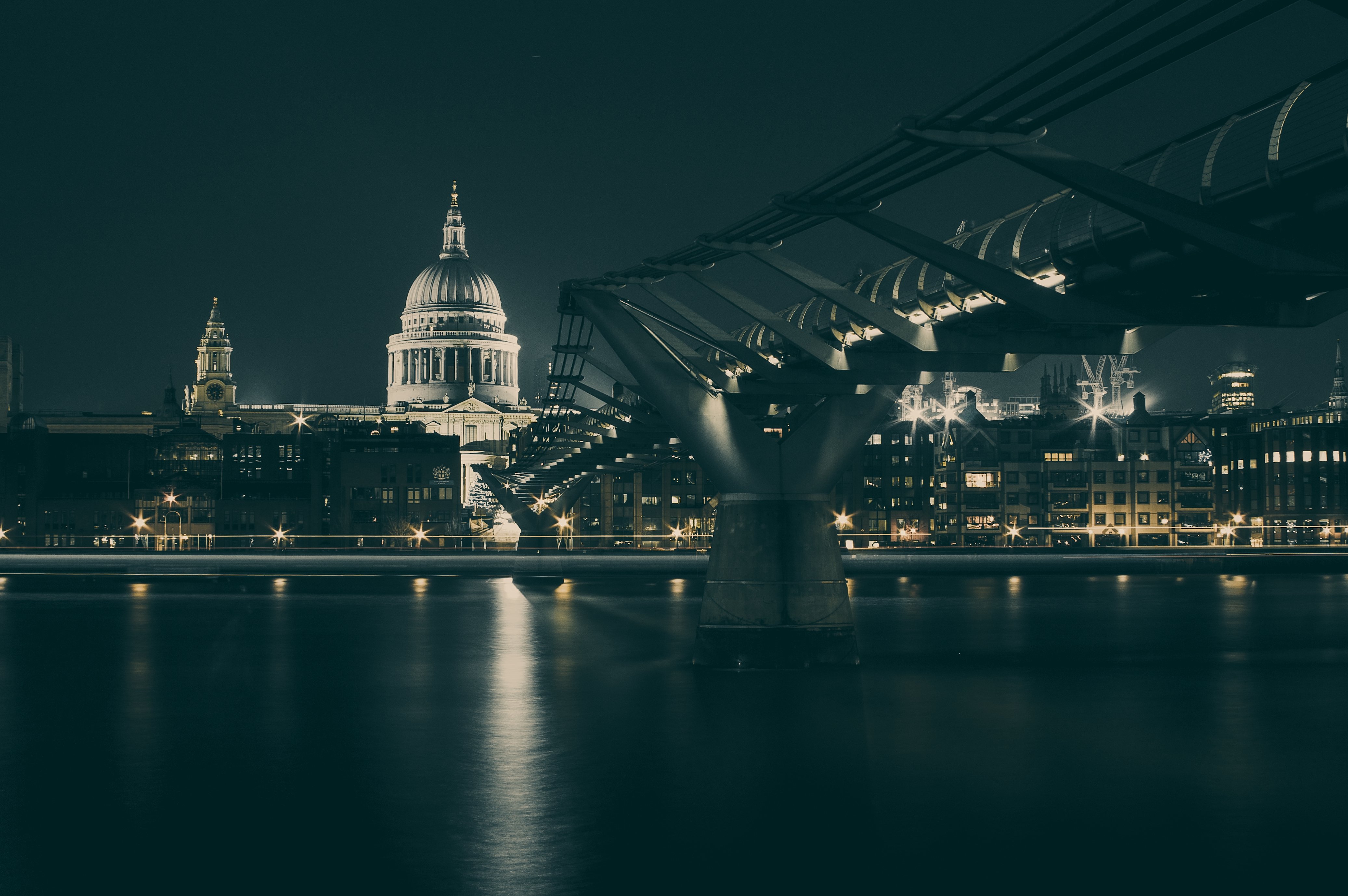 city-night-evening-river